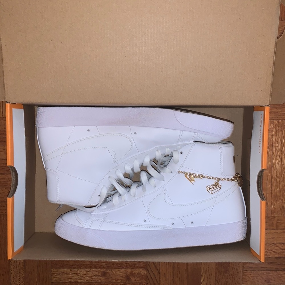 Nike Blazer Mid ‘77 LX ‘Lucky Charms’ White/Gold